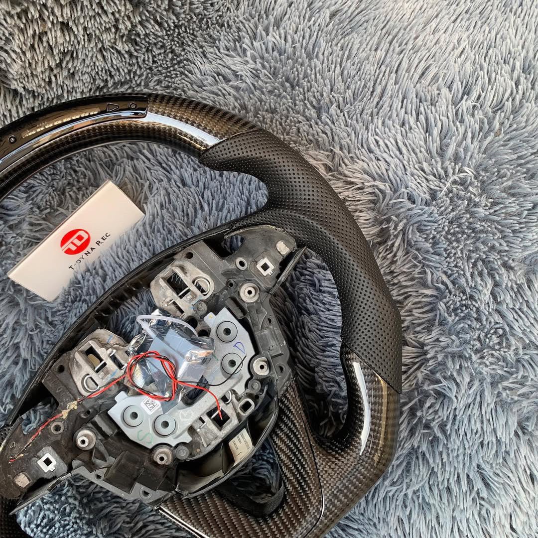 TTD Craft Carbon Fiber Steering Wheel