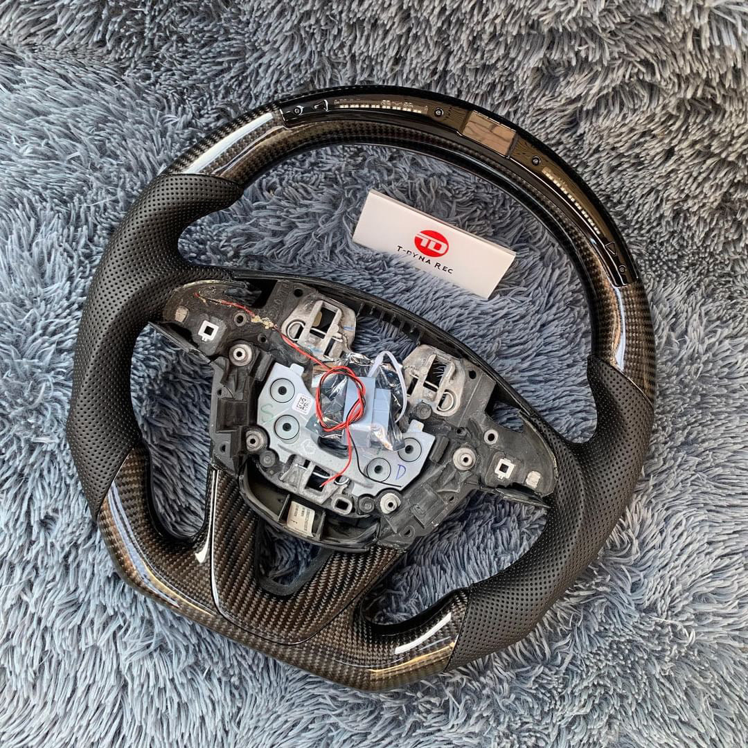 TTD Craft Carbon Fiber Steering Wheel